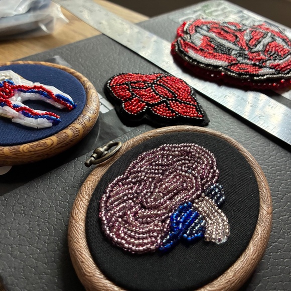 Glitter Glass Beaded Embroidered Tooth Handmade (as is) 🦷 - Picture 8 of 8